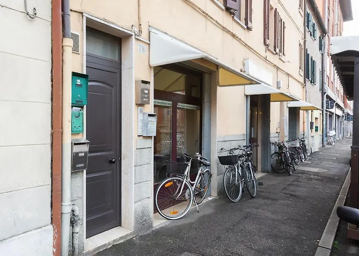 Guesthost - Ariostea Duplex Appartamento