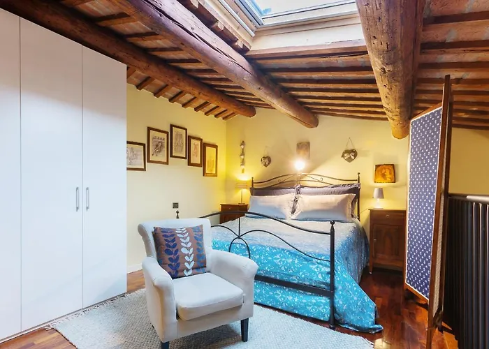 Guesthost - Ariostea Duplex * Ferrara