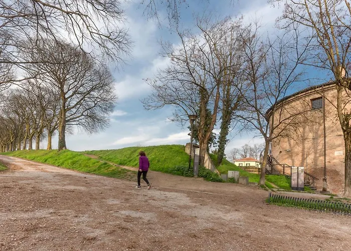 Guesthost - Ariostea Duplex Ferrara